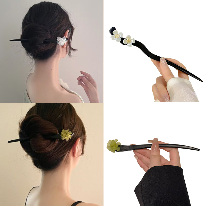 Hair Care Ingredients - Vintage Chinese Style Wooden Flower Hair